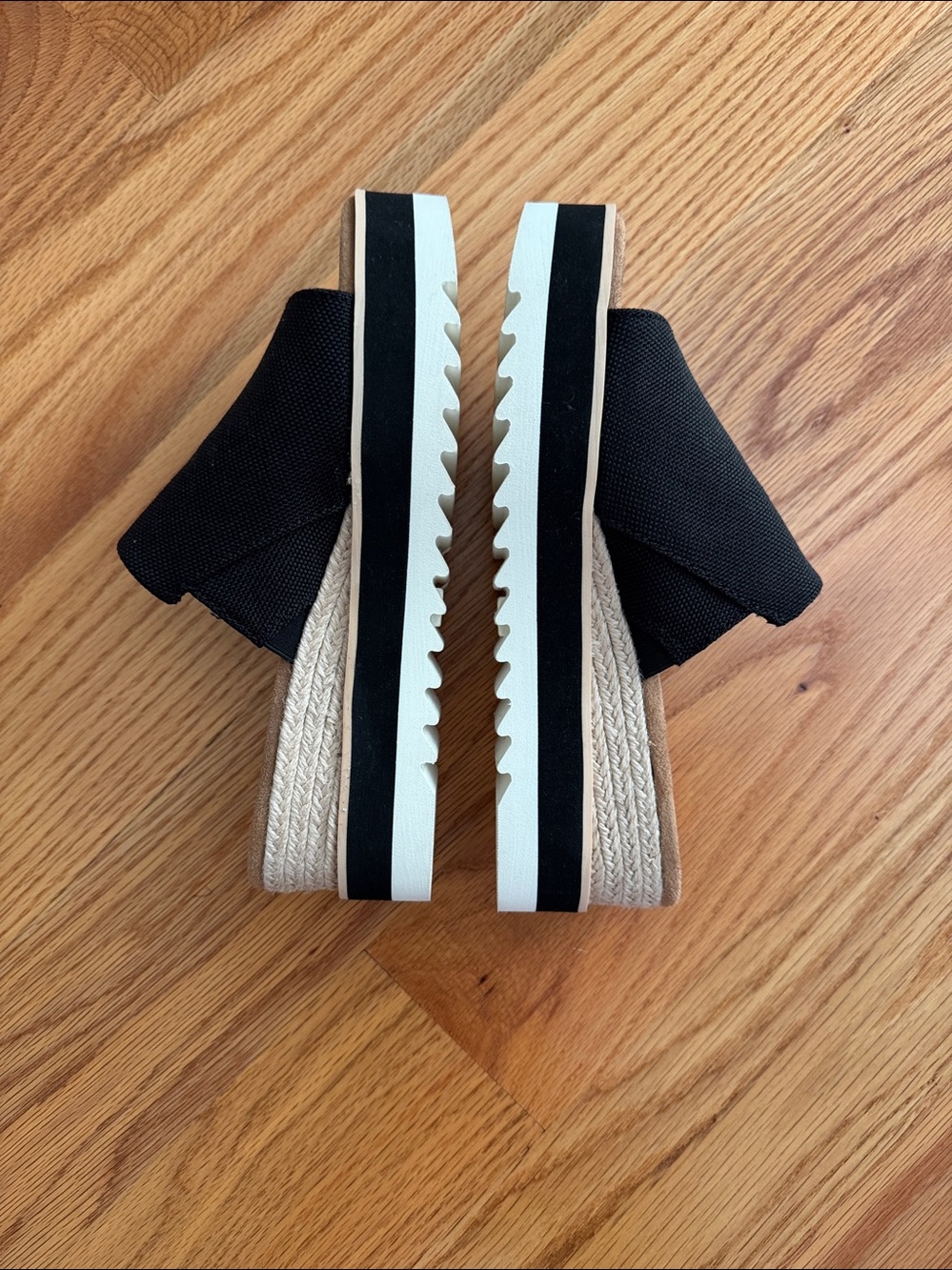 TOMS Like New Black Open-Toe Slide Mules - Picture 3 of 5